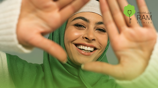 الفرق-بين-ابتسامة-هوليود-وبوليود الفرق-بين-ابتسامة-هوليود-وبوليود